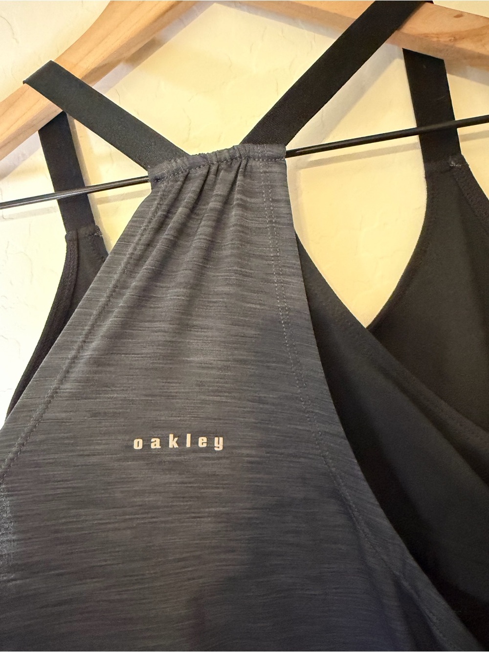 Oakley Racerback Tank Top - Picture 6 of 6